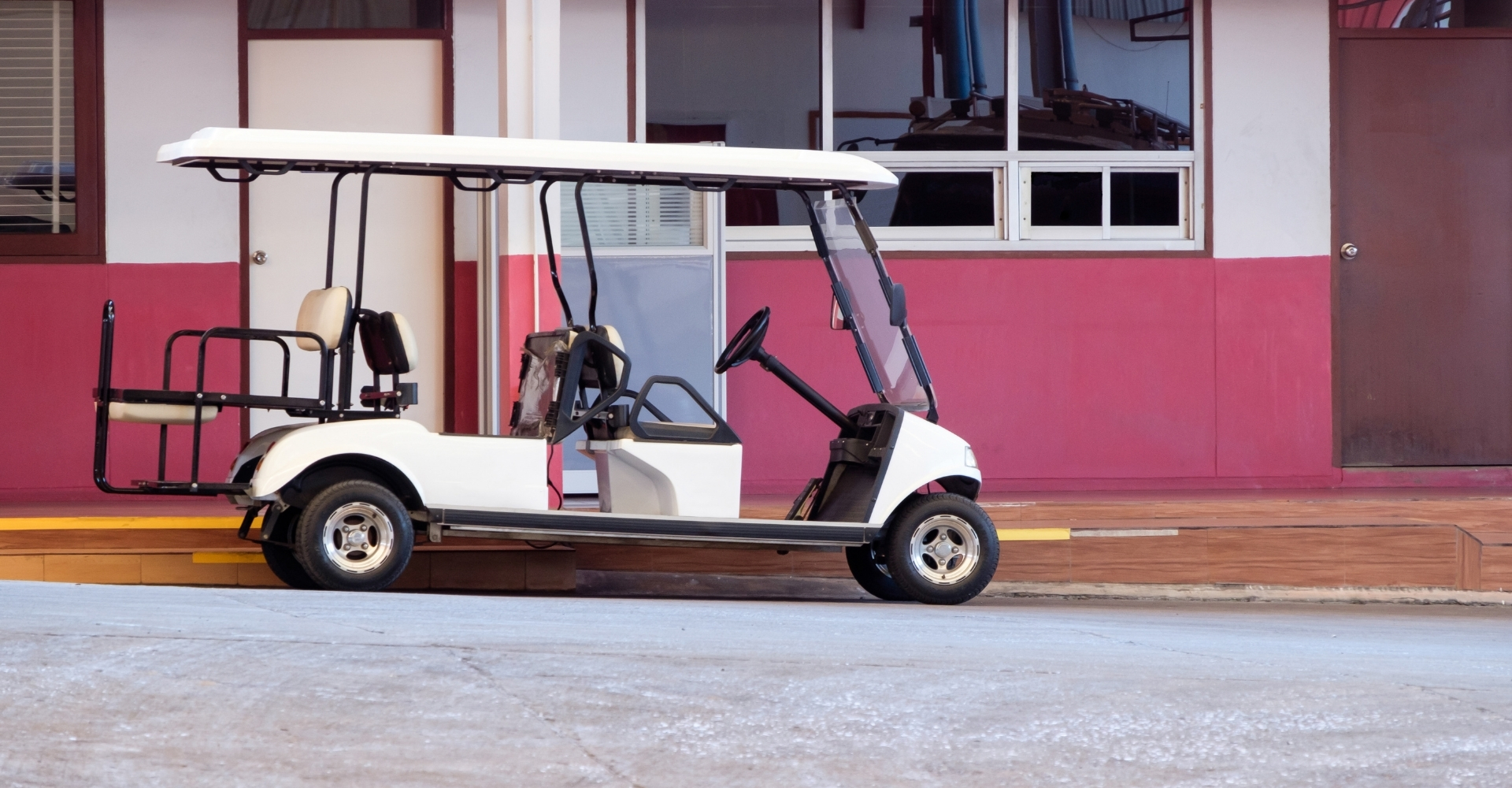 Why Choose an Indian Electric Vehicle Manufacturer for Your Business